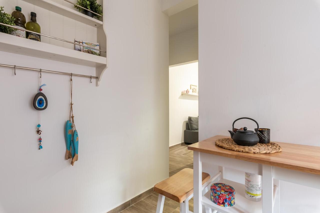 Retro Boutique Apt W Balcony In Historical Area Lejlighed Thessaloníki Eksteriør billede