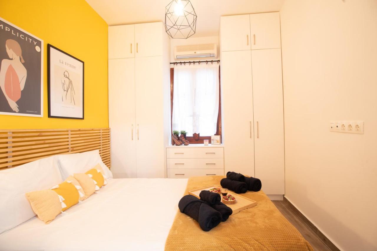 Retro Boutique Apt W Balcony In Historical Area Lejlighed Thessaloníki Eksteriør billede