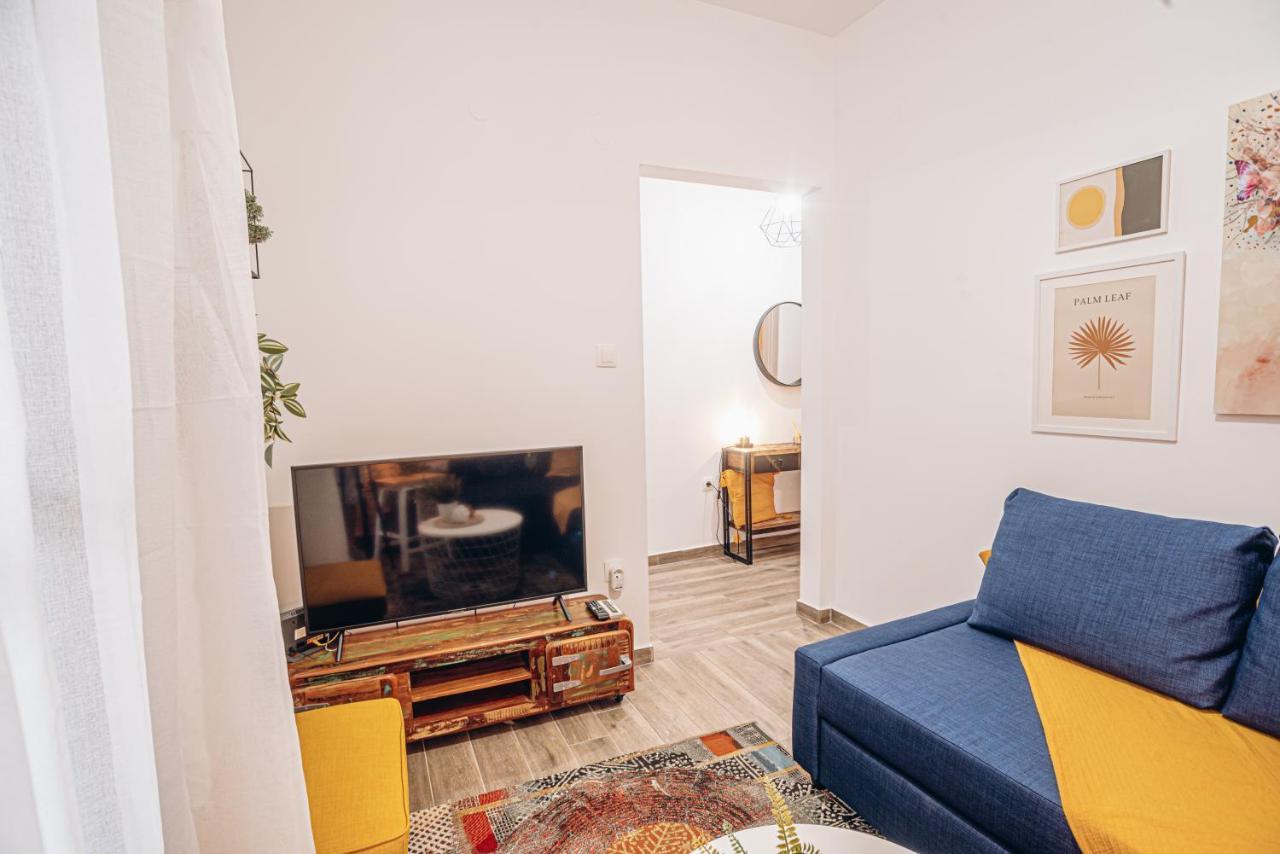 Retro Boutique Apt W Balcony In Historical Area Lejlighed Thessaloníki Eksteriør billede