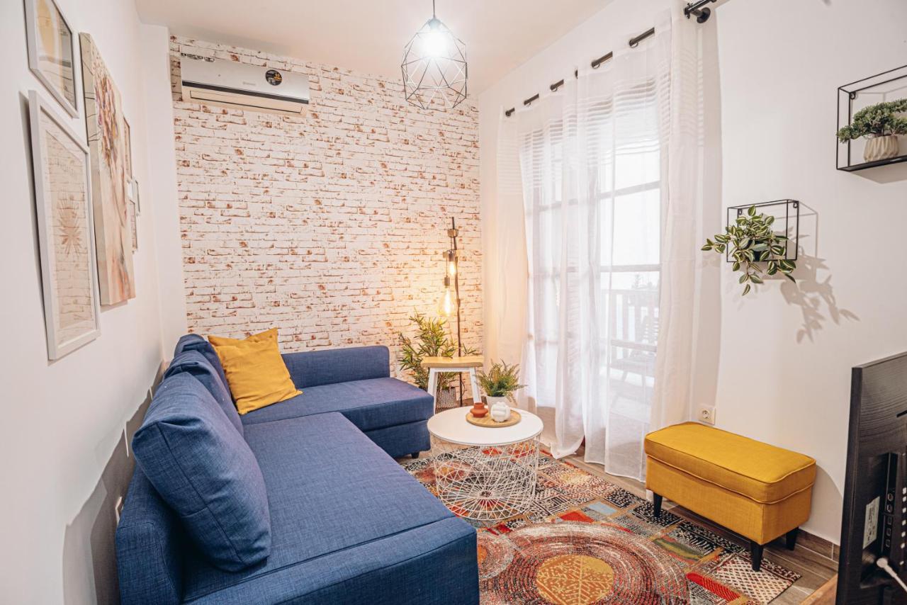 Retro Boutique Apt W Balcony In Historical Area Lejlighed Thessaloníki Eksteriør billede